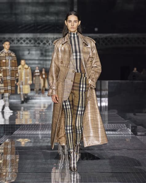 burberry fashion week 2020|Burberry runway 2020.